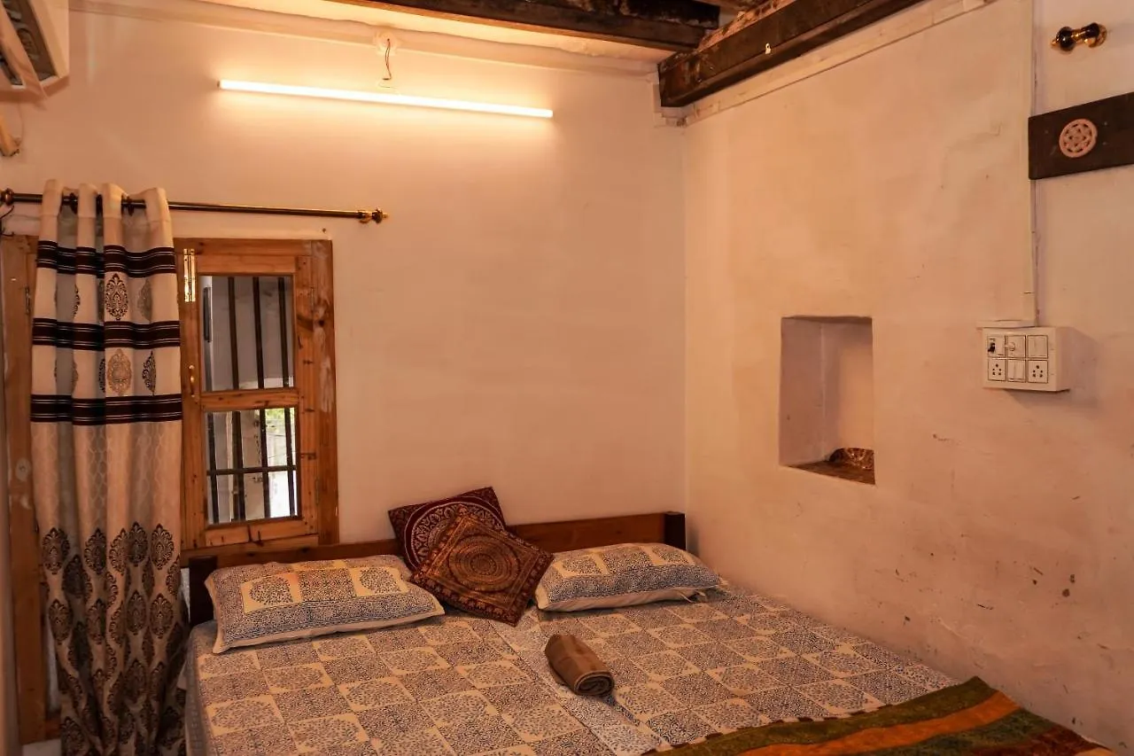 מלון ורנאסי Narayana Haveli