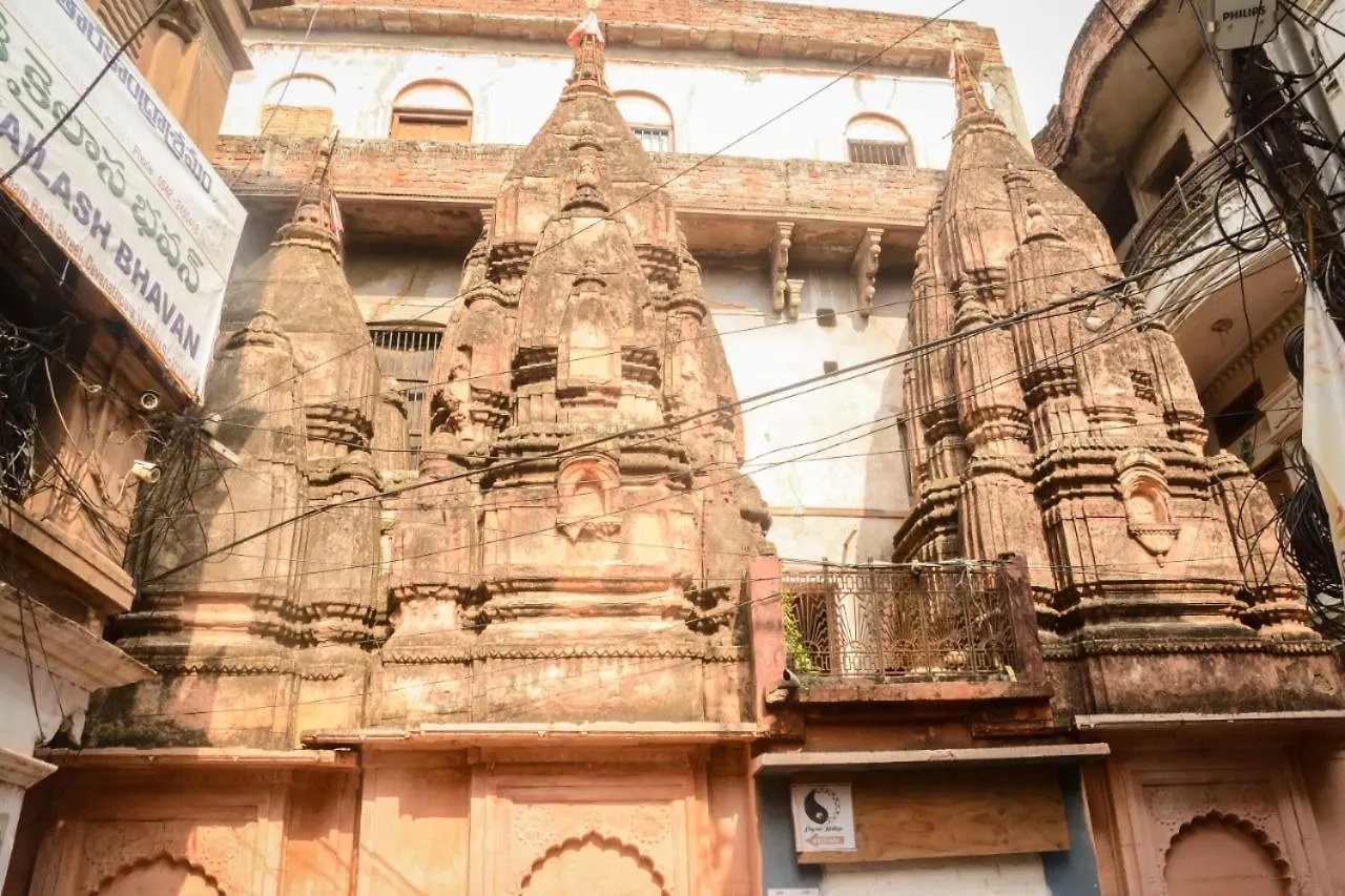בית הארחה מלון ורנאסי Narayana Haveli