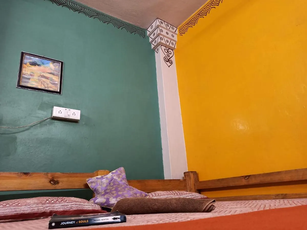 בית הארחה מלון ורנאסי Narayana Haveli