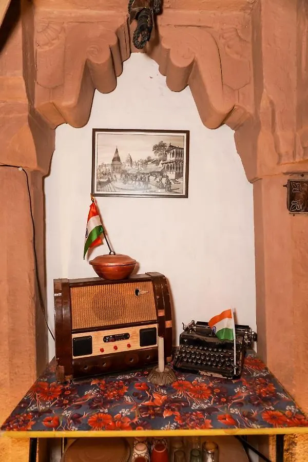 בית הארחה מלון ורנאסי Narayana Haveli הודו