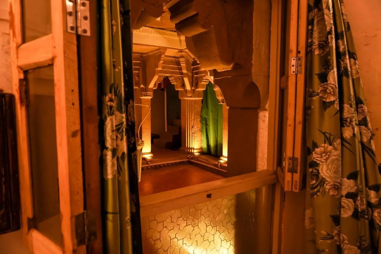 בית הארחה מלון ורנאסי Narayana Haveli